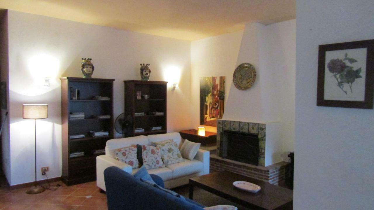 Casa Il Faro Villa Con Piscina Castelmola Room photo